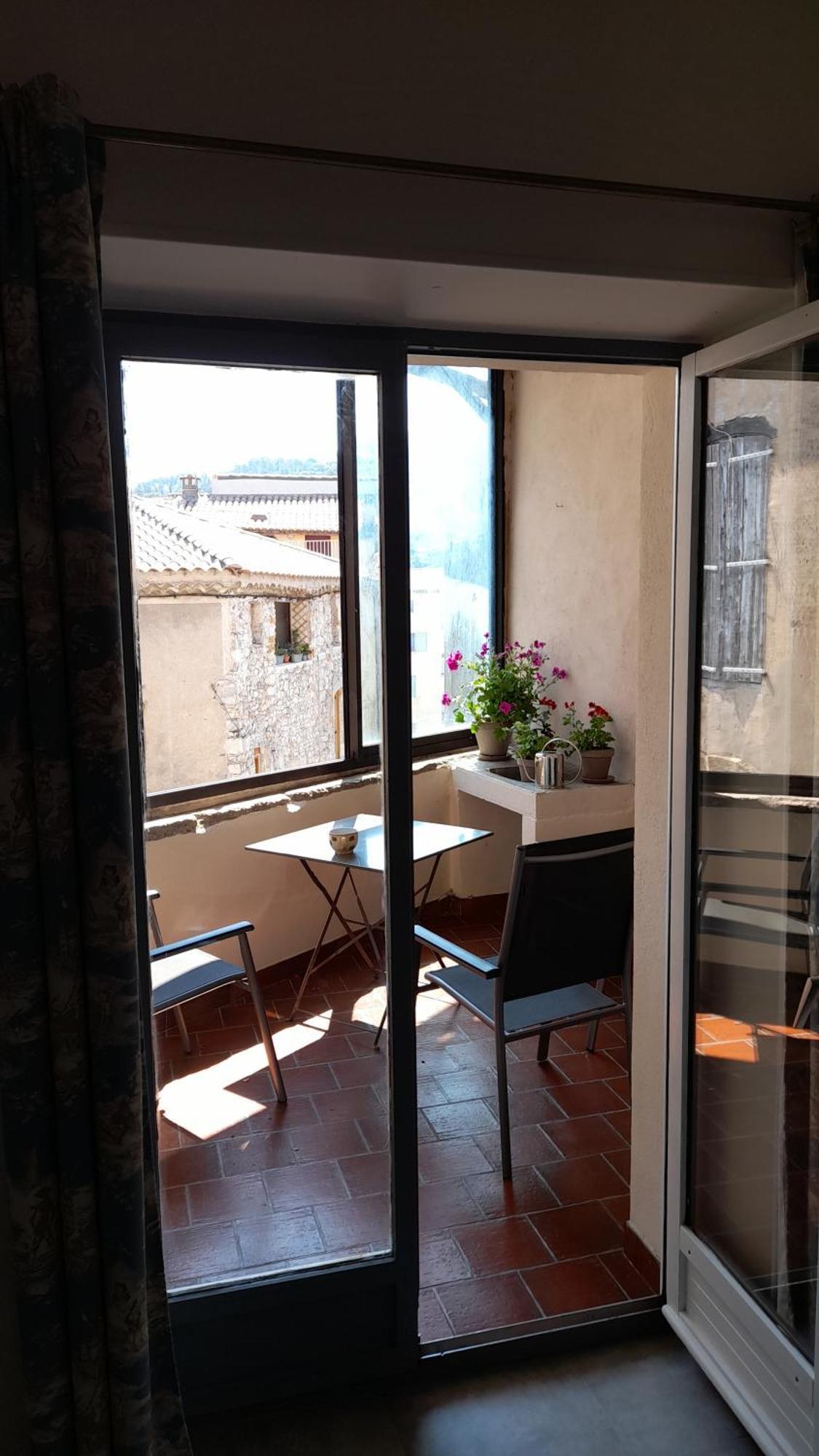 La Tour De Pezene Bed and Breakfast Anduze Rum bild